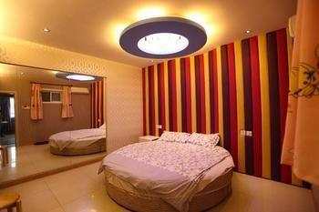 Shanghai Xinyuan Theme Hotel Экстерьер фото