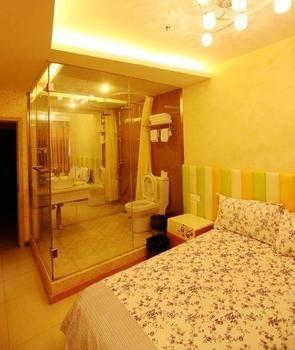 Shanghai Xinyuan Theme Hotel Экстерьер фото